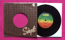 Load image into Gallery viewer, Leyton Buzzards - Can&#39;t Get Used to Losing You 7&quot; WEA Records 1980