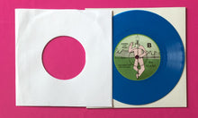 Load image into Gallery viewer, Clash - White Man In Hammersmith Palais 7&quot; Alt Lyrics Blue Vinyl